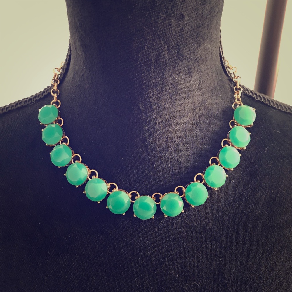 Gorgeous aqua stone necklace